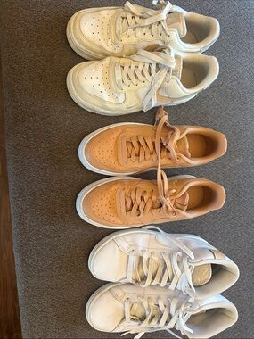 Nike Women's Sneakers in White, Cream, and Tan